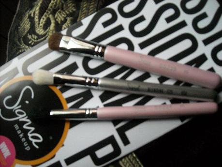 Sigma Make Up Brushes Review ...