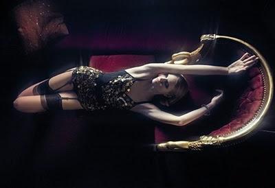 Jevne Ragnhild in Dolce & Gabbana su Marie Claire Italia