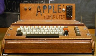 Apple 1 computer