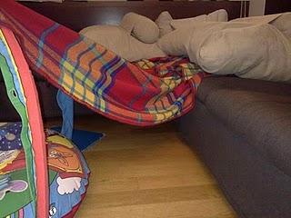 QUELLI CHE IL DIVANO SI' vs QUELLI CHE IL DIVANO NO