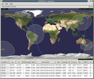 Gpredict permette di legare il moto di un satellite lungo l’orbita che questo percorre intorno alla Terra.