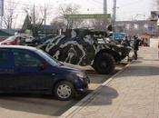 FOTO GIORNO NOVEMBRE 2010 CARRO ARMATO PAARCHEGGIATO PAUSA CAFFè