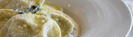 Ravioli ripieni di ricotta e spinaci