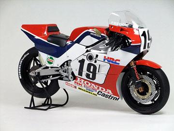 Honda NSR 500 F.Spencer Daytona 1984 by Modulo (Tamiya)