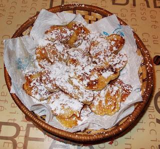 Frutta fritta in pastella