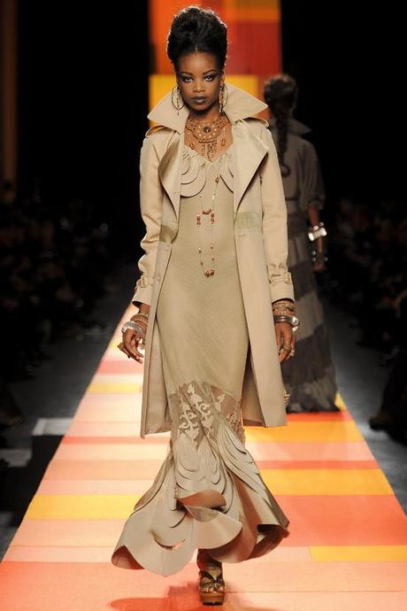 Paris Haute Couture -  Gaultier vola a Bollywood