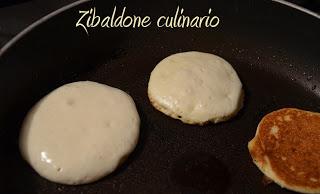 Blinis con salmone affumicato