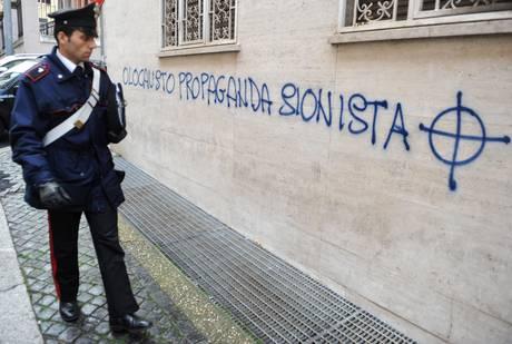 Roma scritte antisemite al Museo della Liberazione in via Tasso 