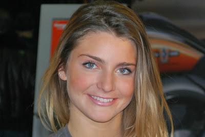 I wish they all to be Inazuma... Giiiirls!