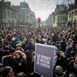 Parigi, manifestazione a favore dei matrimoni gay05