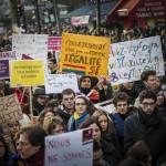 Parigi, manifestazione a favore dei matrimoni gay04