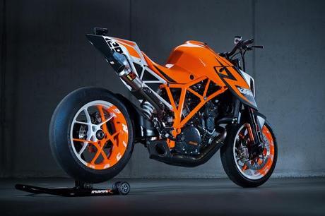 Ktm 1290 SuperDuke R Concept - Eicma 2012