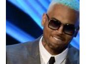 Chris Brown: “Crocifisso come Gesù dopo rissa Frank Ocean”