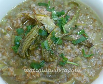 Minestra di Farro Integrale con Carciofi