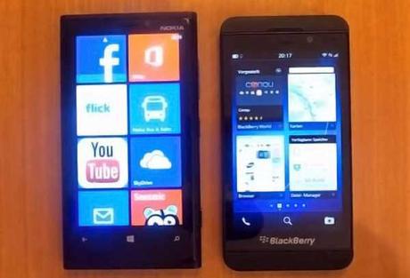 Nokia Lumia 920 a confronto con Blackberry Z10