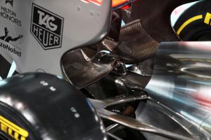 Sospensione posteriore mclaren mp4-28