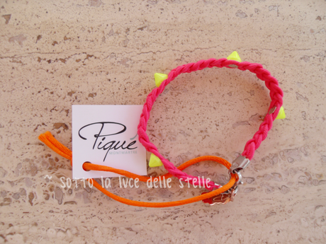 Review Moda - Piquè Montmartre: braccialetti fluo