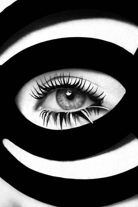 bw eye