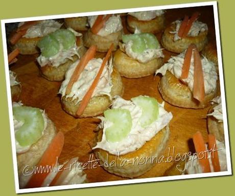 Vol-au-vent con salsa tonnata e verdurine (9)