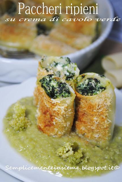 Paccheri ripieni su crema di cavolo verde