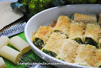 Paccheri ripieni su crema di cavolo verde