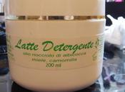 Review: Antos Latte detergente Olio nocciolo albicocca, miele camomilla