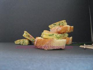 CROSTINI CON FRITTATA ALL’ERBA CIPOLLINA