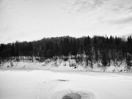 Pianfei Lake [White]