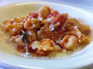 INGANNAPRETI CON SUGO DI SCALOGNO