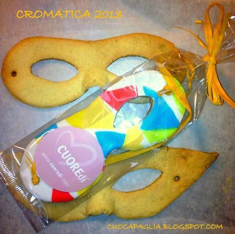MASCHERE di CARNEVALE: BISCOTTO E CIOCCOLATO PLASTICO MASCHERE di CARNEVALE: BISCOTTO E CIOCCOLATO PLASTICO