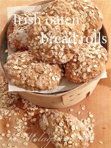 Irish oaten bread rolls (pane pigro)