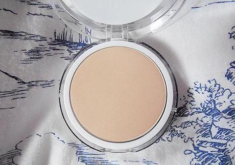 L'Oréal BB Nude Magique Powder