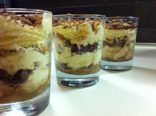 COPPETTE DI TIRAMISU' CON RISO SOFFIATO AL CIOCCOLATO