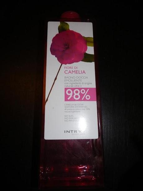 Review: Intra - Bagnodoccia Fiore di Camelia