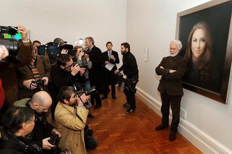 NEWS | Il primo ritratto ufficiale di Kate Middleton presentato alla National Portrait Gallery