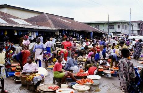 Un mercato di Benin City - Nigeria