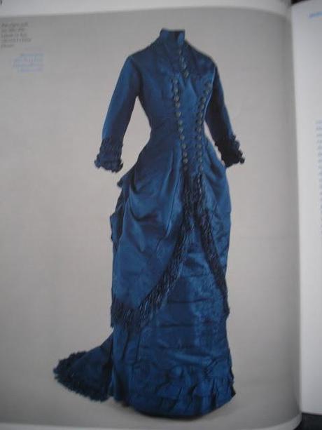 Impressionism and Fashion - Paris Exhibition Impressionism and Fashion - Paris Exhibition