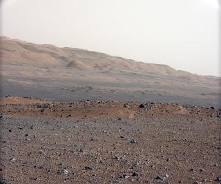 Il territorio di Marte ispezionato dal rover Curiosity