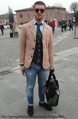 Fashion reportage: Street style from Pitti Immagine Uomo 83 - Second day.