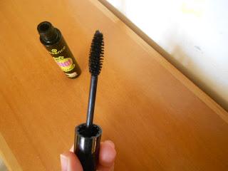 Mascara Essence: Get Big Lashes!