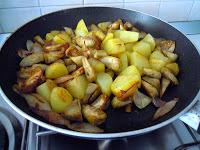 Padellata di zampone, patate e carciofi