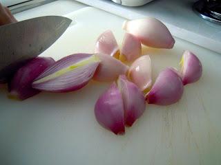 Padellata di zampone, patate e carciofi