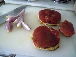 Tournedos alla senape con ribes e castagne