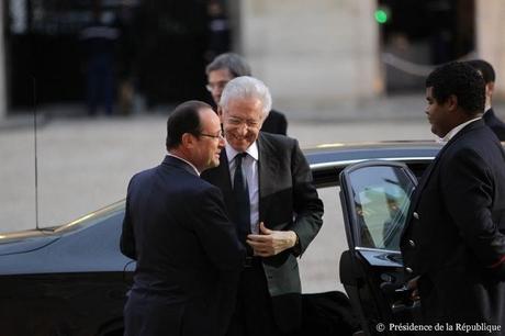 EUROPA ; Monti cerca l'asse con Hollande