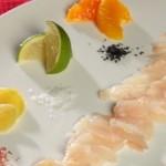 Ricette di pesce: carpaccio di orata con zenzero e agrumi