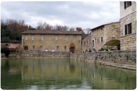 Gli agriturismi vicino alle terme libere in Toscana