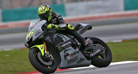 Valentino-Rossi-M1-Yamaha-Sepang-2013-1