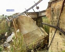 IL PONTE CROLLATO SUL FIUME VERDURA: FINO A QUANDO?