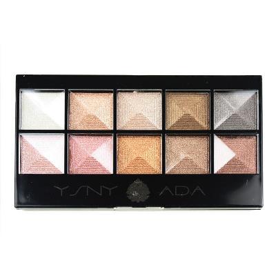 Foto: Ada Marrone Palette shimmer sui toni del marrone. Contiene 10 ombretti, 1 applicatore e 1 specchietto.  4,90 €  Acquistalo su www.kleden.it