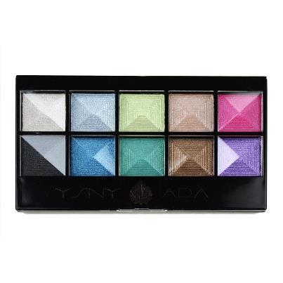 Foto: Ada Colori Vari Palette shimmer con colori vari. Contiene 10 ombretti, 1 applicatore e 1 specchietto.  4,90 €  Acquistalo su www.kleden.it